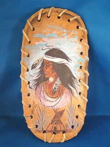 Indianerin Indianerin handbemalt auf Holzschale Lederakzente signiert @C - Bild 1 von 8