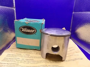 NOS Honda MT250 CR250 Elsinore 1973-1974 Wiseco Piston & Piston Rings .020 332P2 - Picture 1 of 9