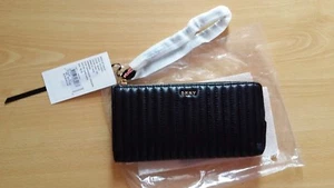BRAND NEW DKNY Quilting Wristlet Clutch Wallet in Black, RRP$159 - Picture 1 of 5