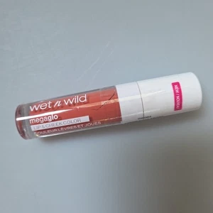 wet n wild megaglo Lip & Cheek Color 0.22fl.oz (6.5ml) 1116094 Coral Dream - Picture 1 of 3