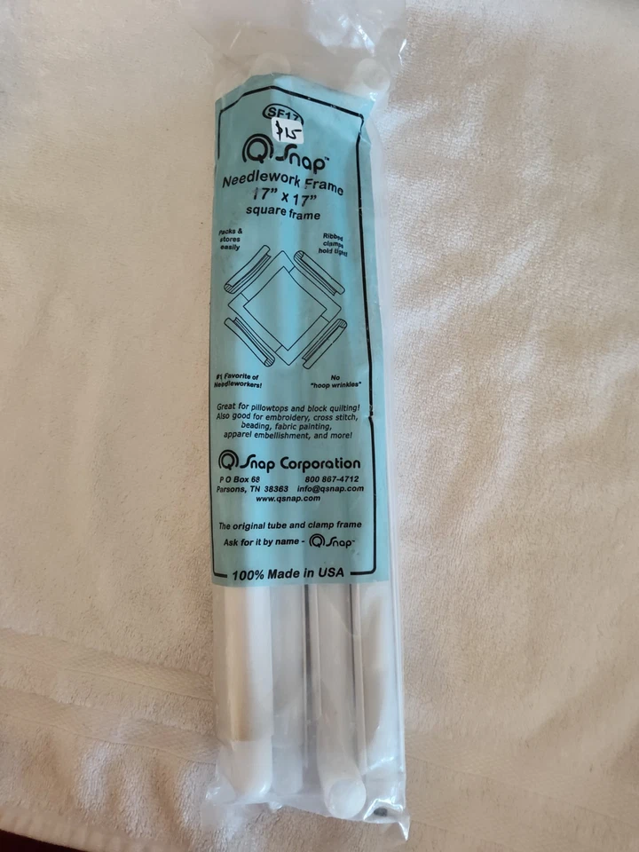 Q-SNAP Cross Stitch Embroidery Needlework FRAME 17 x 17 NIP MADE In The USA - Image 1 of 1