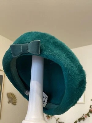 Boina de piel sintética vintage Selene hecha en Italia con lazo Foto 1 de 4