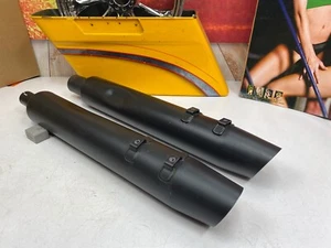 🔥17-23 OEM Harley Touring Exhaust Mufflers Slip-on's Ceramic Black Stock🔥 - Picture 1 of 11