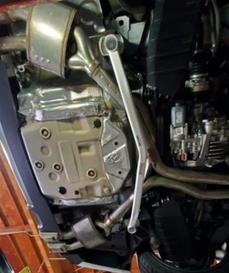 Barra inferior trasera Ultra Racing para Audi A4/S4 B9 (TIPO 8W) 2.0 3.0 TFSI 2016-2022 - Imagen 1 de 6