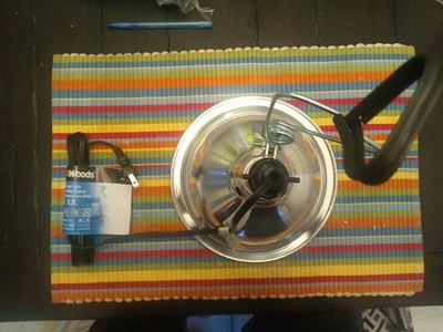 New Lghtly Damaged Woods Clamp Light Standard Base Socket Six Foot Cord 110v - Image 1 of 4