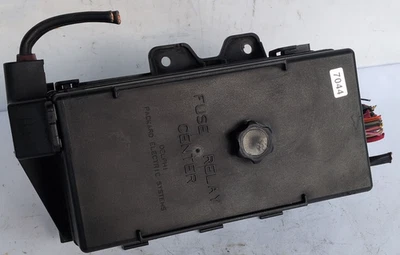 Módulo de relé de caja de fusibles Buick Park Avenue 2000-2005 OEM Foto 1 de 4