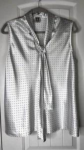 Anne Klein Women’s Sleeveless Blouse XL V Neck Ties Lily White Polka Dots Career - Picture 1 of 11