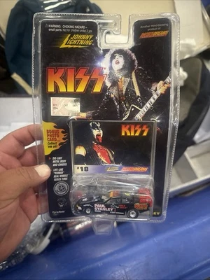 Johnny Lightning Racing Dreams 1997 KISS Gene Simmons Die Cast Car - Tarjeta #18 Foto 1 de 4