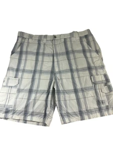 Wrangler Originals Mens Plaid Cargo Shorts Size 46 Gray White Casual Tech Pocket - Picture 1 of 7