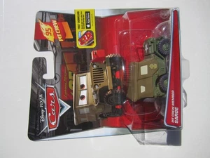 DISNEY PIXAR CARS PIT CREW MEMBER SARGE 95 PIT CREW NUEVO - Imagen 1 de 2