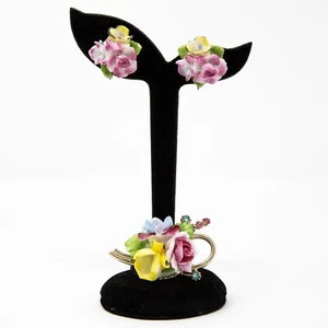 Vintage CORO Floral Porcelain Brooch  Rhinestones & Matching Screw Back Earrings - Bild 1 von 15