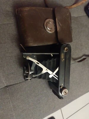 1 appareil photo à soufflet LUMIERE ANASTIGMAT F:105 1:6.8 - Photo 1/4