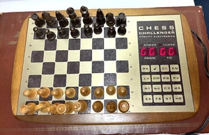 Vintage Fidelity Chess Challenger 10 Electronic Chess Set - Picture 1 of 12
