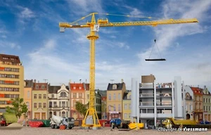 GRU A TORRE LIEBHERR / CANTIERE / ALTA 16 pollici - scala HO KIT ENORME - NUOVO - Foto 1 di 5