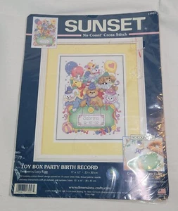 Kit de punto de cruz Sunset No Count ~ Caja de juguetes Fiesta Registro de nacimiento ~ 9x12" ~ Lucy Rigg ~ Nuevo de Lote Antiguo - Imagen 1 de 5