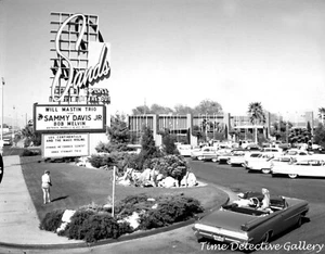 The Sands Hotel mit Sammy Davis Jr., Las Vegas, Neuwertig - 1950er Jahre - Vintage Fotodruck - Bild 1 von 1