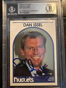 1990 1991 NBA Hoops Annunciatori #31 Dan Issel Rara Carta Auto BAS Slabbed - Foto 1 di 1