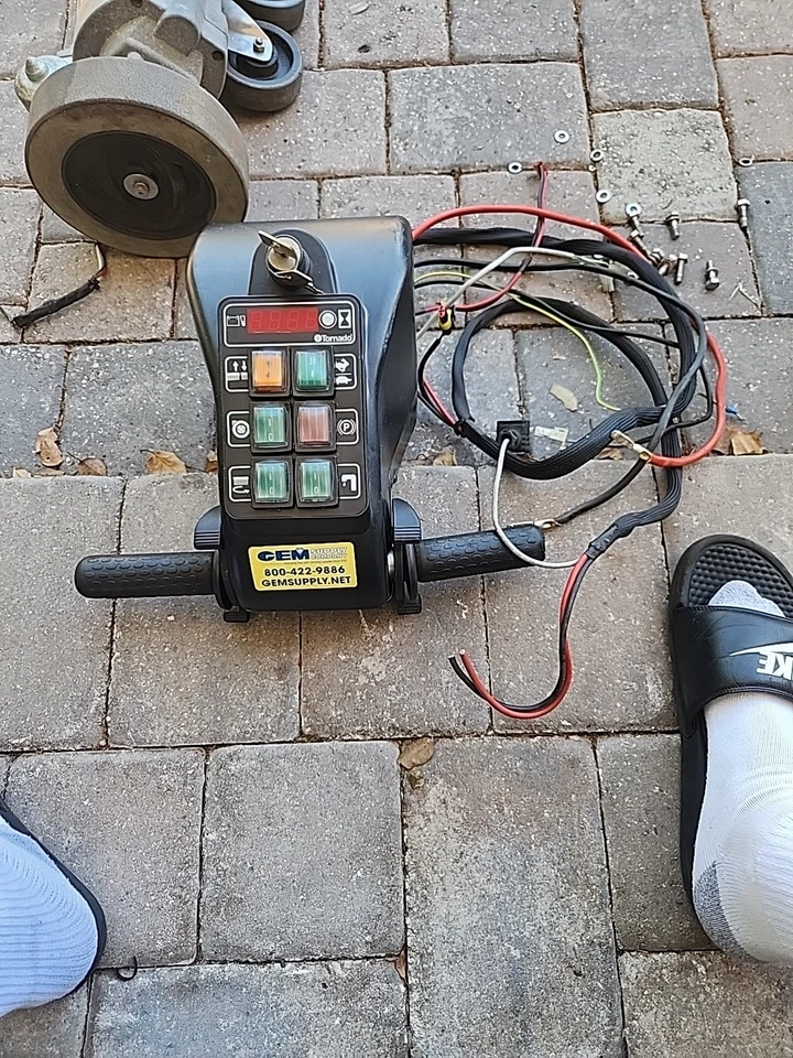 Tornado Scrubber ONLY PARTS  99792 24 V 1630 W S/N 2017003438 - Image 1 of 4