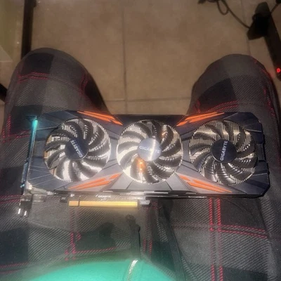 Tarjeta de gráficos Gigabyte NVIDIA GeForce GTX 1080 8 GB GDDR5X Foto 1 de 4