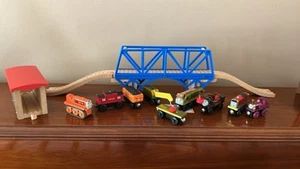 Lot of Thomas & Friends Wooden Magnetic Train Engines, Cars, and Accessories - Picture 1 of 24