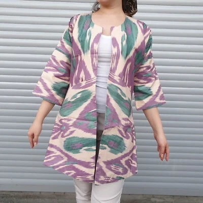 Bata Ikat teñida a mano: una adición única a tu colección Foto 1 de 4