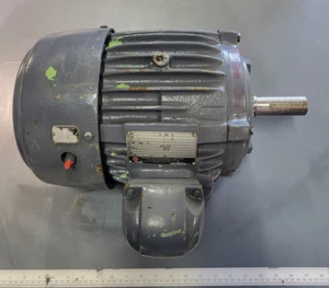 US MOTORS 7.5 Hp IM Premium Efficiency 3 phase Electric Motor, 0788D - Picture 1 of 8