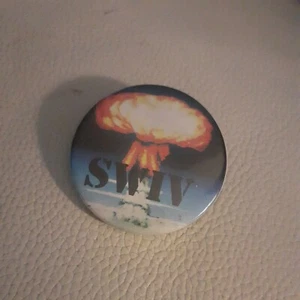 Nuclear Bomb Vintage Badge - Picture 1 of 3