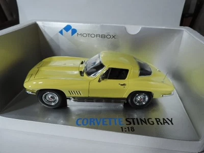 Exoto 1967 Corvette Coupe - Amarelo Sunfire - Escala 1:18 - Imagem 1 de 4