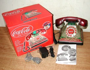 2001 COCA-COLA TIFFANY STYLE STAINED GLASS LOOK LIGHT UP TELEPHONE WITH BOX - Picture 1 of 13