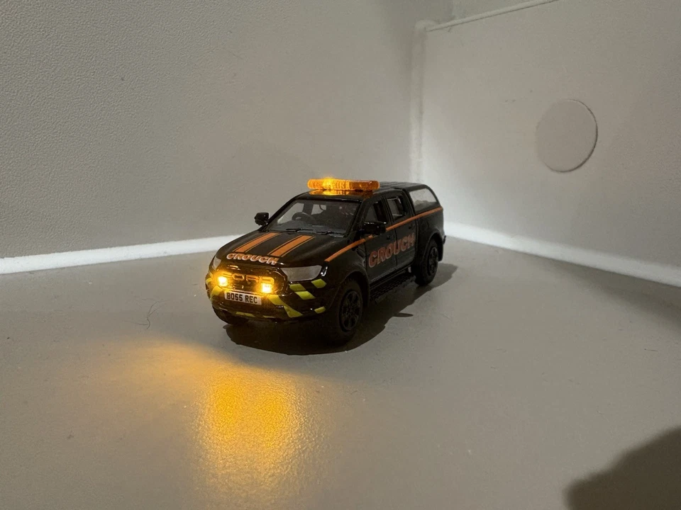 Working Lights Oxford Diecast 76FR004 Crouch Recovery Ford Ranger Raptor - Image 1 of 4