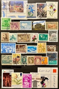 WORLDWIDE - DIFFERENT TOPICS E628 - LOT OF 32 USED STAMPS - Picture 1 of 1