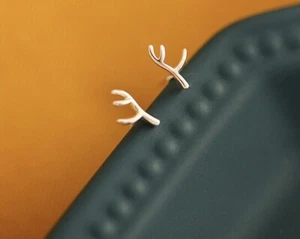 925 Solid Sterling Silver Ear Studs Earrings Christmas Mini Antler - Bild 1 von 6