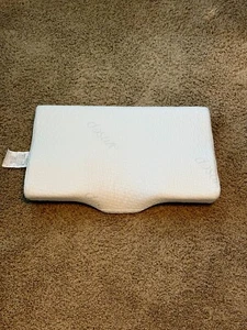 Dosaze Contoured Orthopedic Pillow size: Standard - Picture 1 of 3