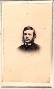 Junger Herr, lange Koteletten, Bürgerkriegszeit, um 1860, CDV Foto, #4189 - Bild 1 von 2