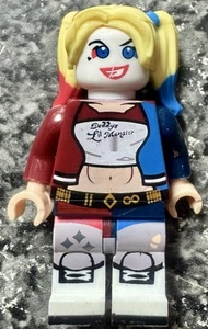 Margot Robbie Harley Quinn Custom Mini Figure (Free UK Post) - Picture 1 of 2
