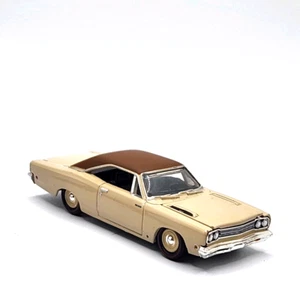 1968 Plymouth Road Runner Sammlerstück Maßstab 1:64 Druckgussmodell tolles Geschenk🎁 - Bild 1 von 10