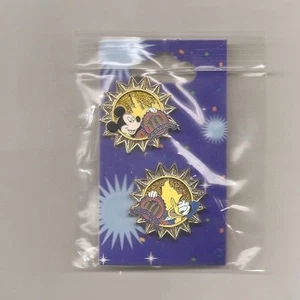  DLR - 10th Anniversary of Pin Trading - Mickey Mouse and Donald Duck Pin Set - Bild 1 von 1