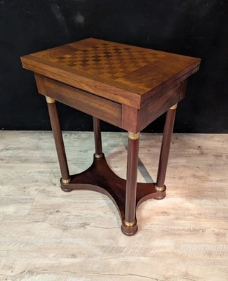 Table de jeu en acajou de style Empire - Photo 1/4