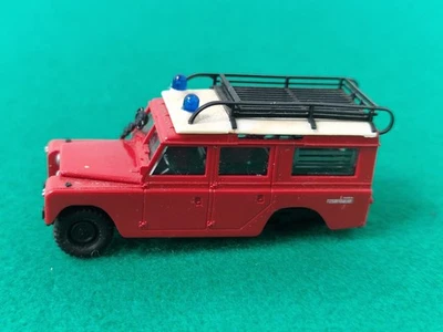 ROCO HO Gauge 1:87 Land Rover Plastic Model Railway Fire Vehicle A/F - Image 1 of 4