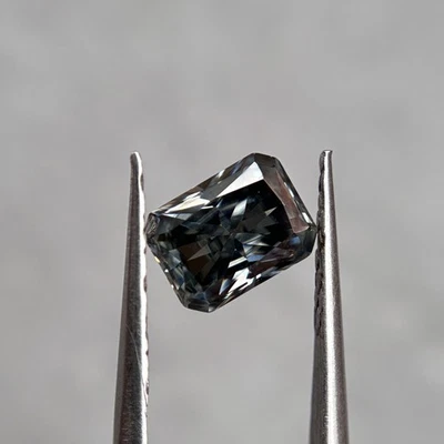 Pretty Gray Color Loose Moissanite Radiant Cut 1PCS 2x3mm-10x14mm for Jewelry - Image 1 of 4