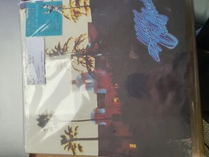 Eagles - Hotel California - 2xCD/Blue-Ray/Posters Boxset - Picture 1 of 3