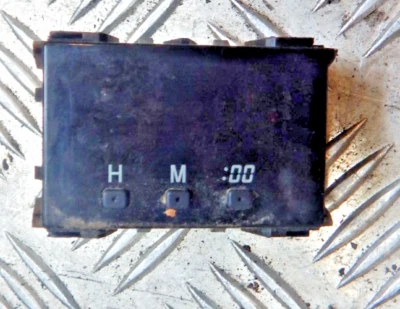 RELOJ DE TABLERO DIGITAL ORIGINAL TOYOTA 4RUNNER 1996-2002 OEM Foto 1 de 4