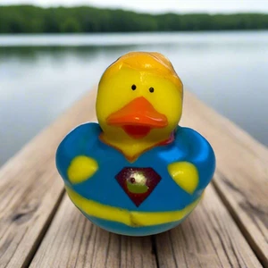 Wonder Girl Super Hero Rubber Duck - Picture 1 of 4