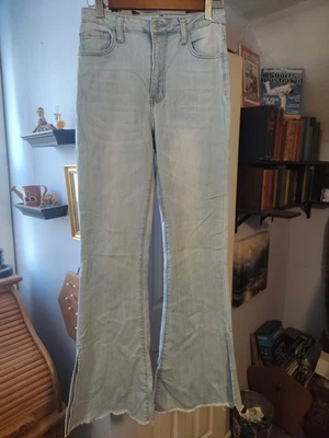 Pantalones de mezclilla para mujer Forever 21 talla 27 pulgadas cintura campana dividida parte inferior lavado claro Foto 1 de 4