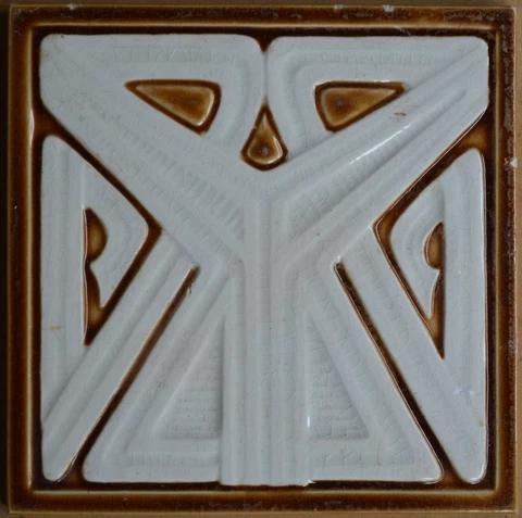 GERMANY - VILLEROY & BOCH - ANTIQUE ART NOUVEAU MAJOLICA TILE C1900 Cover