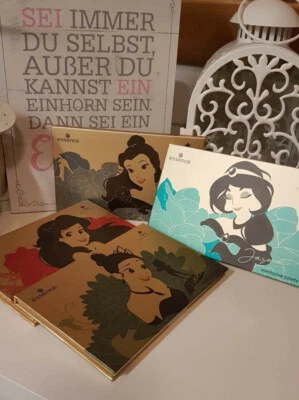 4-Teiliges Set von Disney Lidschatten Paletten Catrice und Essence * ALLE NEU* - Bild 1 von 4