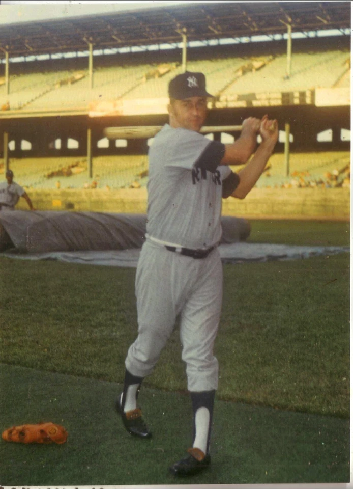 Danny Cater--New York Yankees--Glossy 5x7 Color Photo - Image 1 of 1