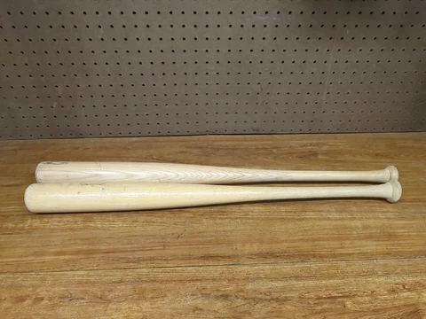 LOUISVILLE SLUGGER 225YB  Youth Wood Baseball Bat - Derek Jeter / Evan Longoria Cover