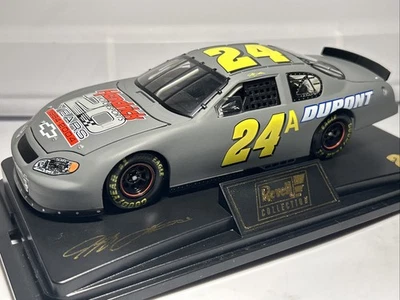 2004 Jeff Gordon #24 Dupont Test Car 1/24 Diecast Revell with Stopwatch nib - Image 1 of 4