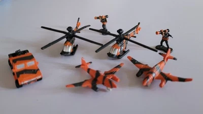 Micromachines Military Bundle 5X Vehicles & 2X Soldiers Orange/Black Camouflage  - Image 1 of 4
